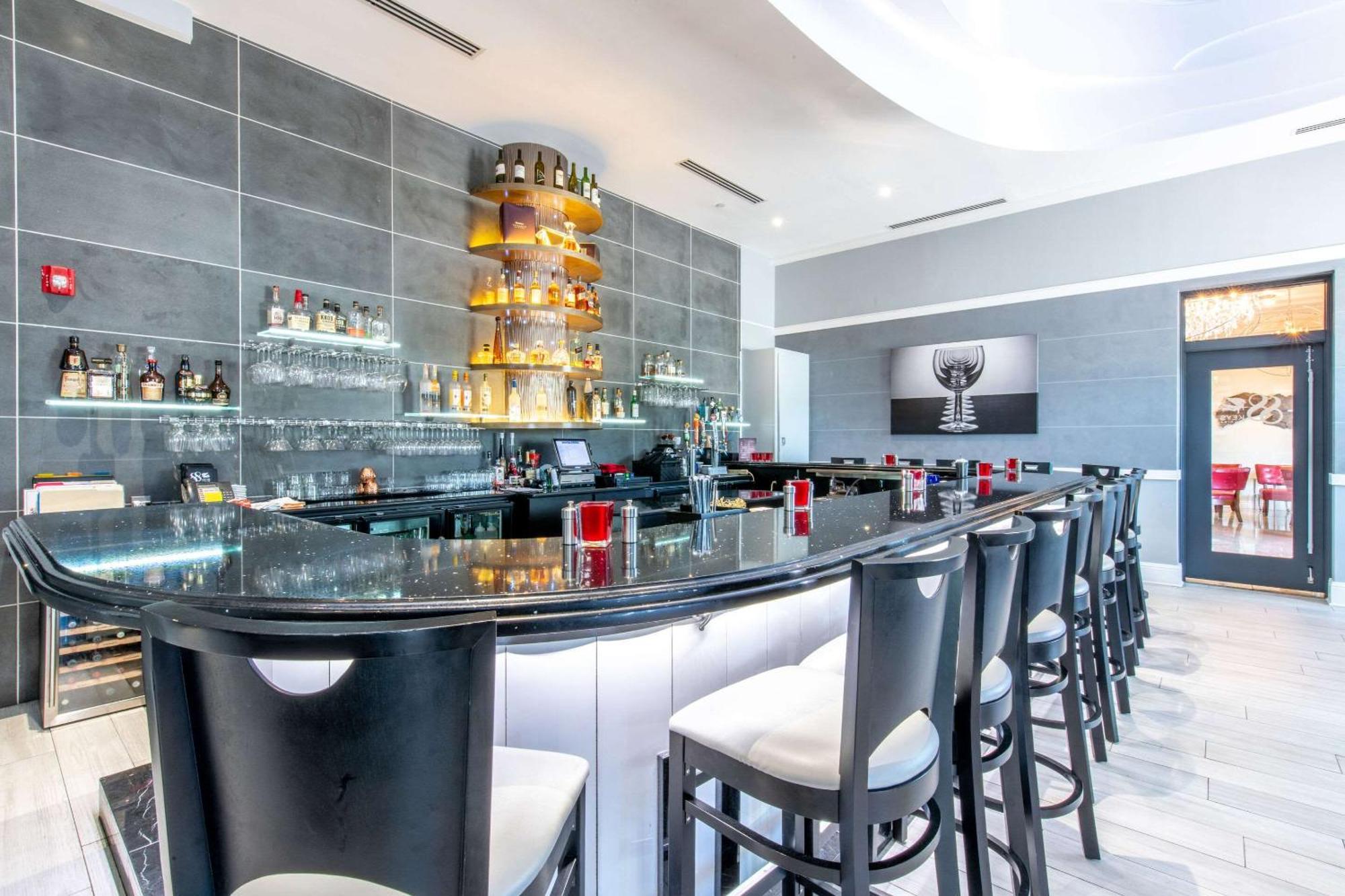 Wyvern Hotel, Ascend Hotel Collection Пунта-Горда Экстерьер фото