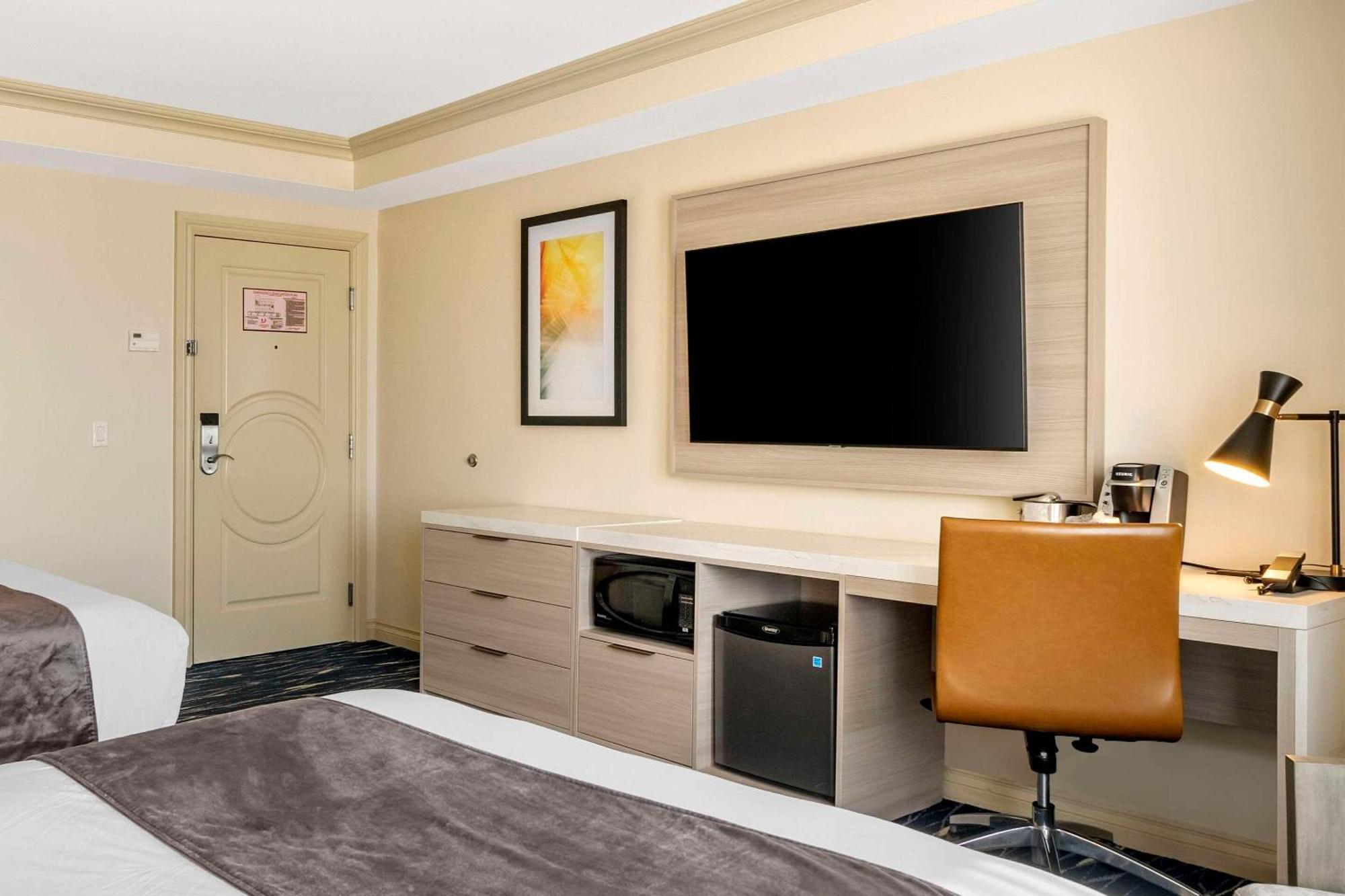 Wyvern Hotel, Ascend Hotel Collection Пунта-Горда Экстерьер фото