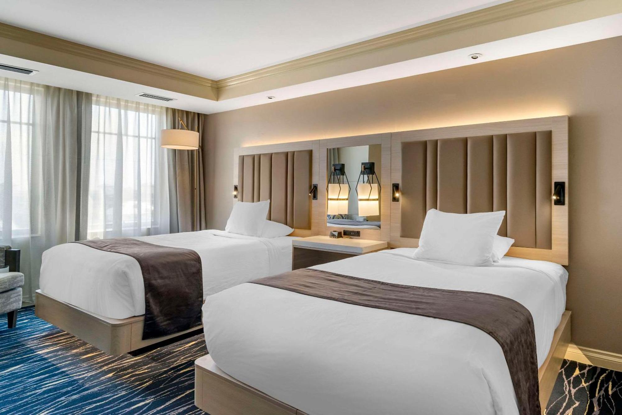 Wyvern Hotel, Ascend Hotel Collection Пунта-Горда Экстерьер фото